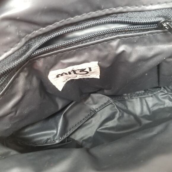 MITZI Unique Vintage Look Handbag. - Picture 7 of 9